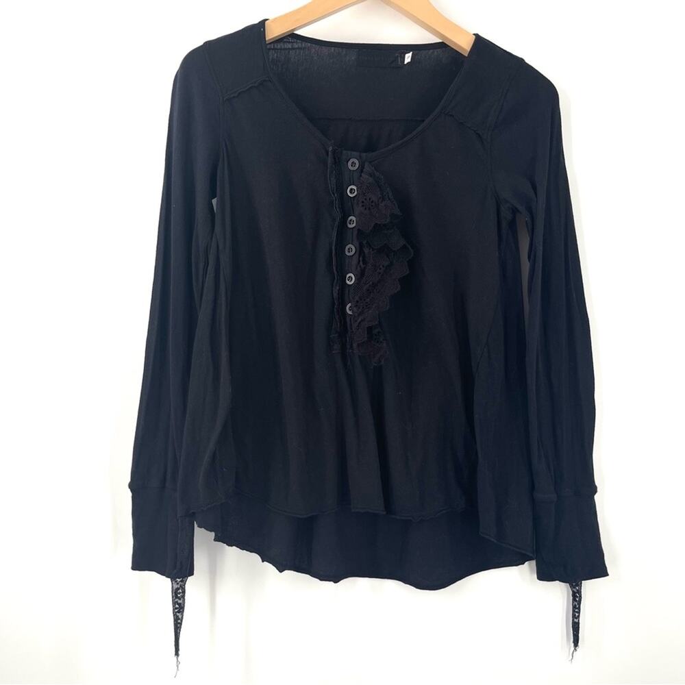 JOHNNY WAS x LOVE AND LIBERTY Top Small Long Sleeve Distressed Lace Boho Henley - Picture 1 of 11